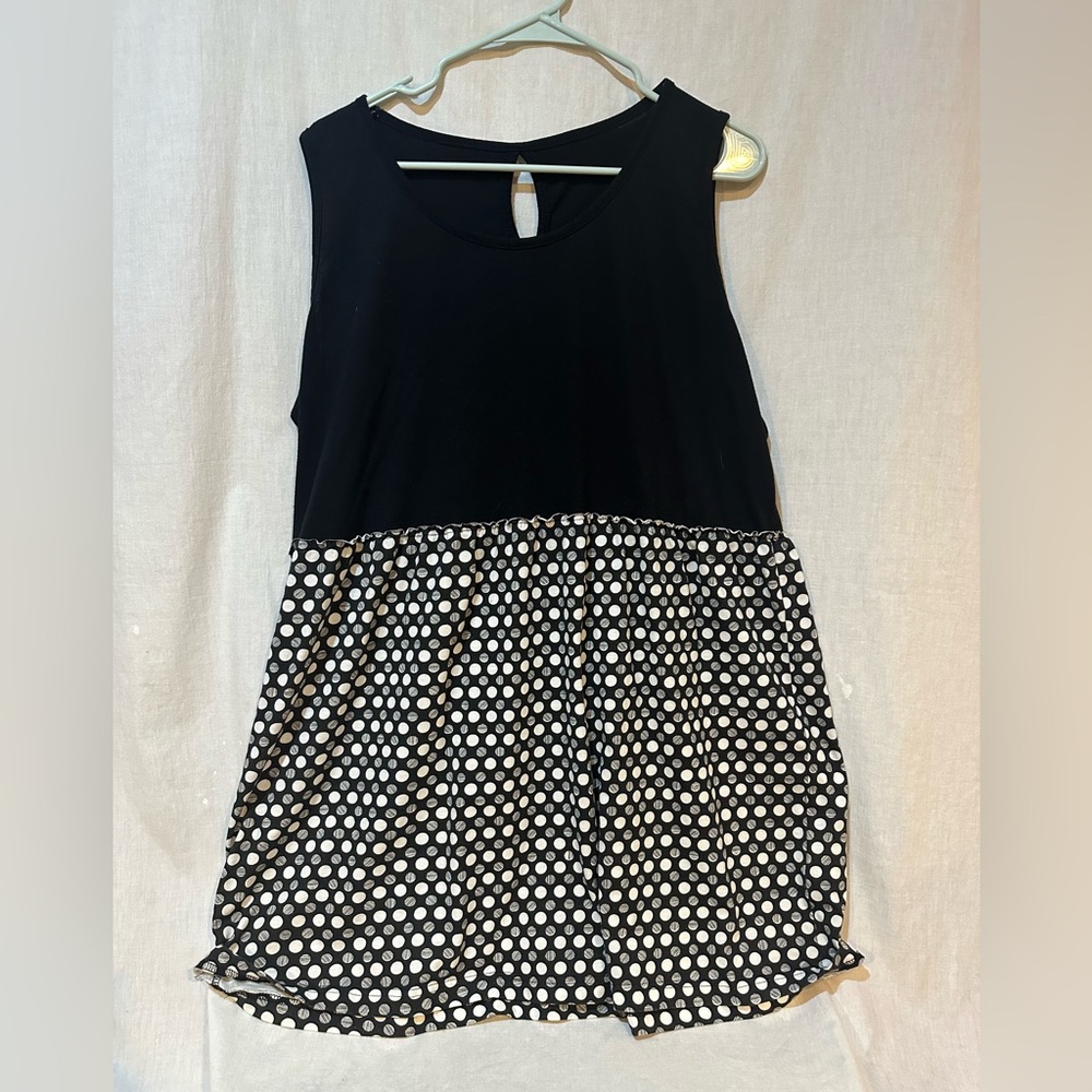 Black and White  Sleeveless mini dress